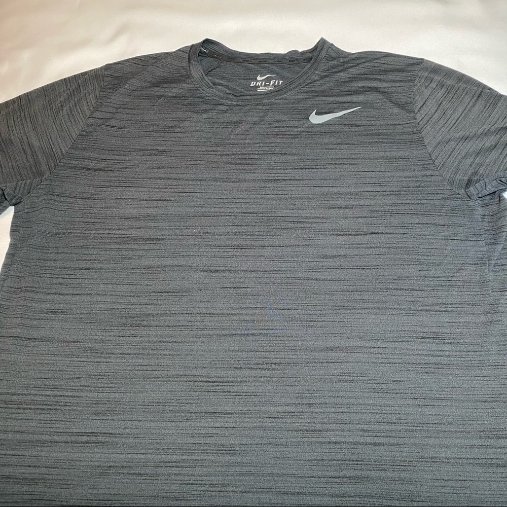 Nike Dri-Fit XXL Shirt